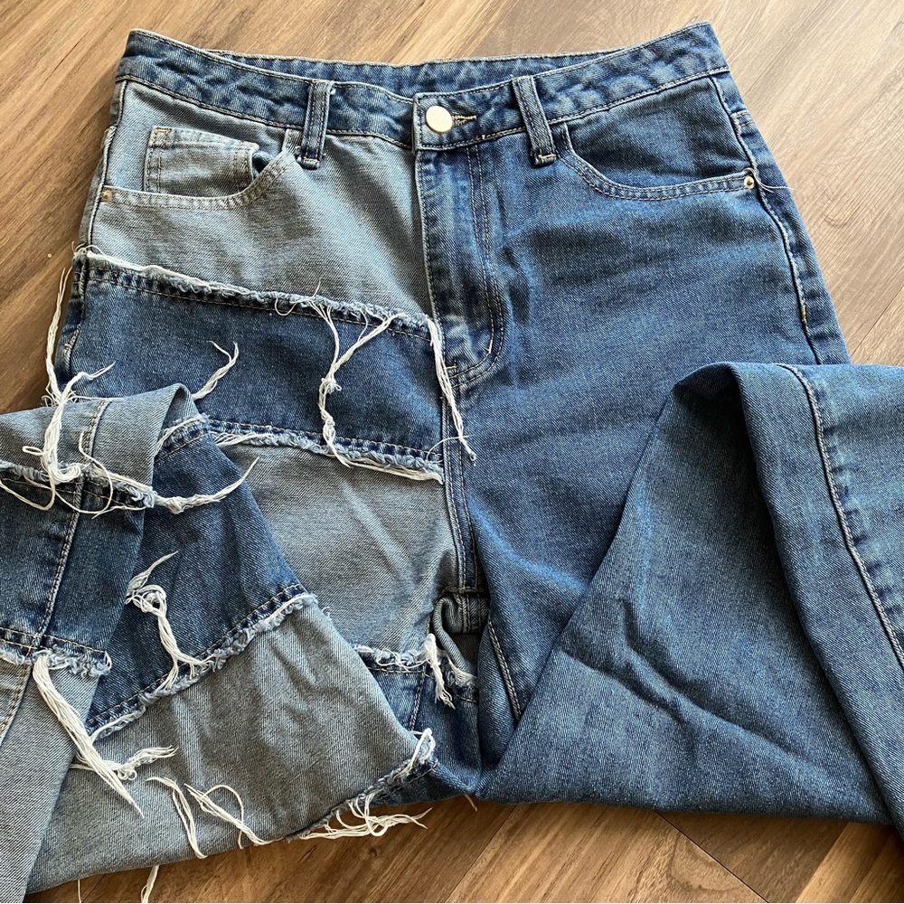 NEW RARE DISTRESSED PATCH COLORBLOCK JEANS - Picture 7 of 15